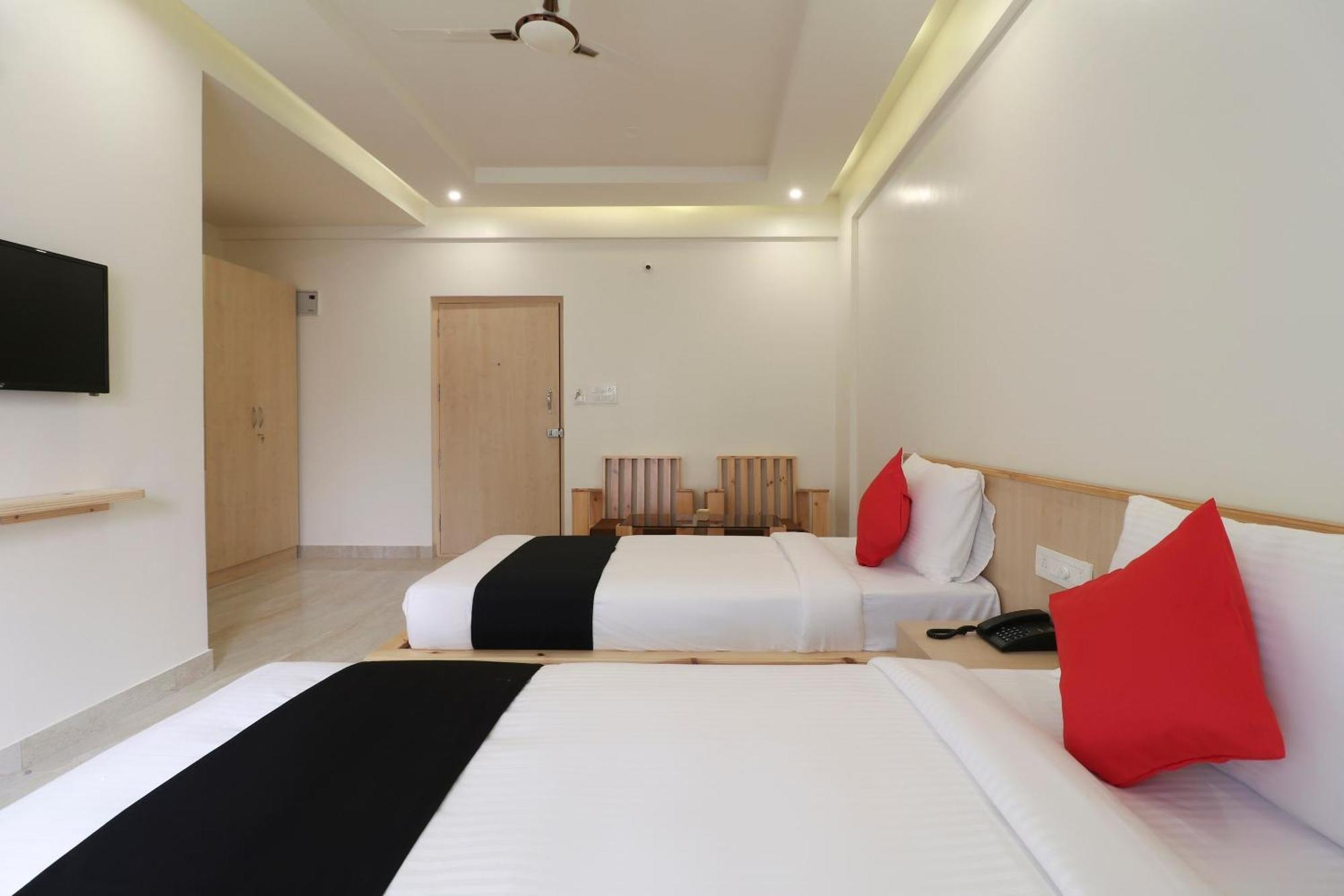 Capital O 47538 Prime Residency Bangalore Exterior foto