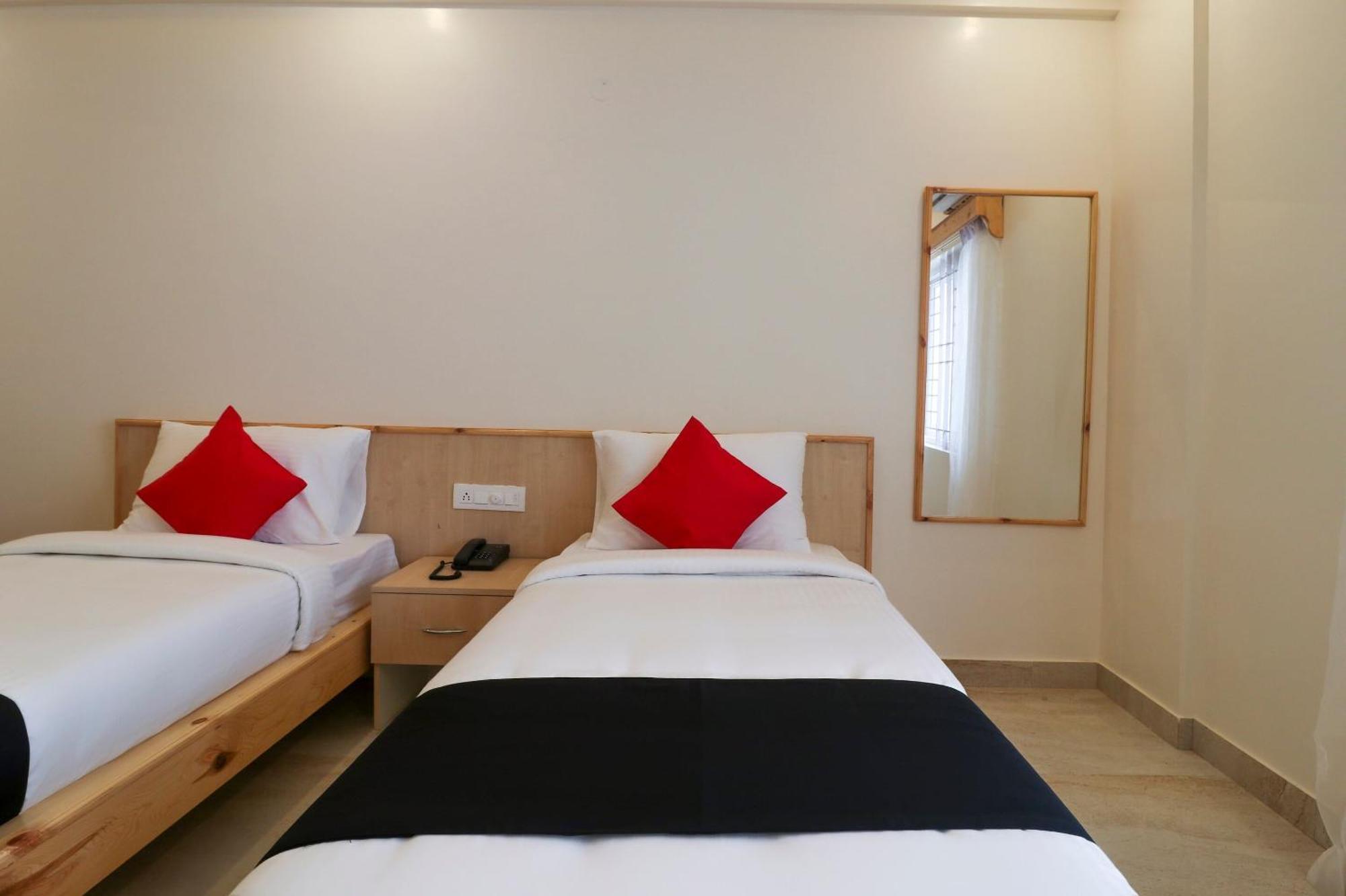 Capital O 47538 Prime Residency Bangalore Exterior foto